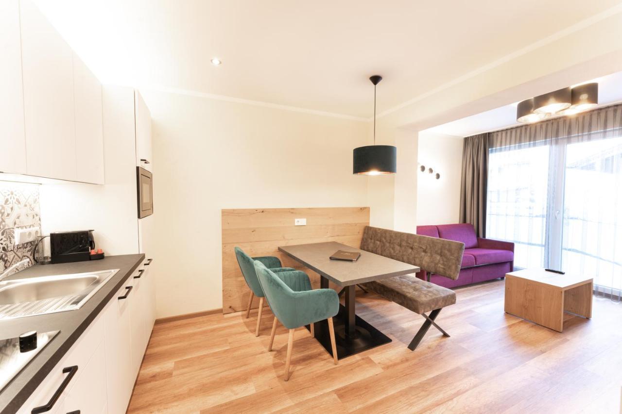 Aparthotel Dorfplatzl Garni Tux Esterno foto