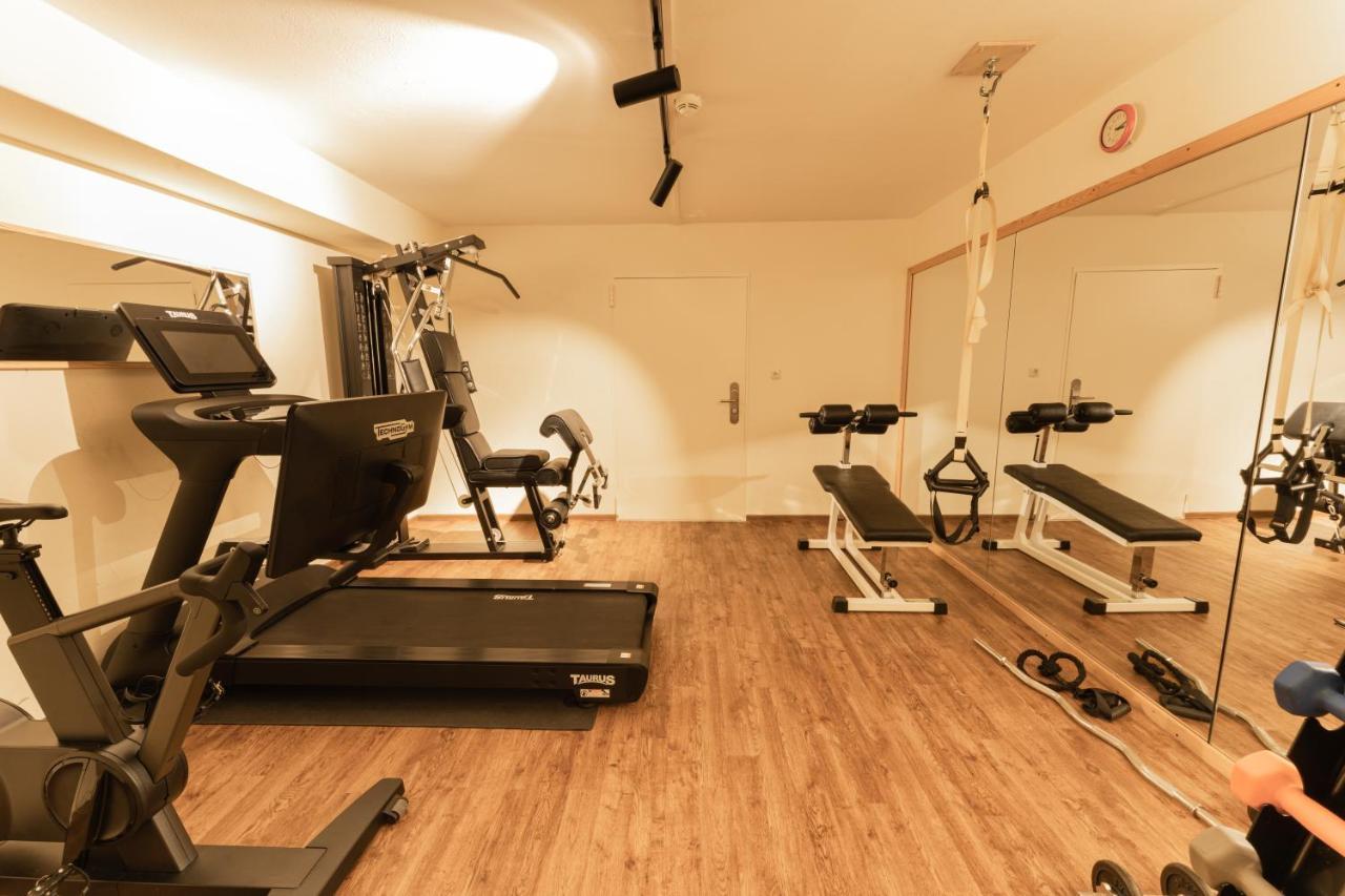 Aparthotel Dorfplatzl Garni Tux Esterno foto